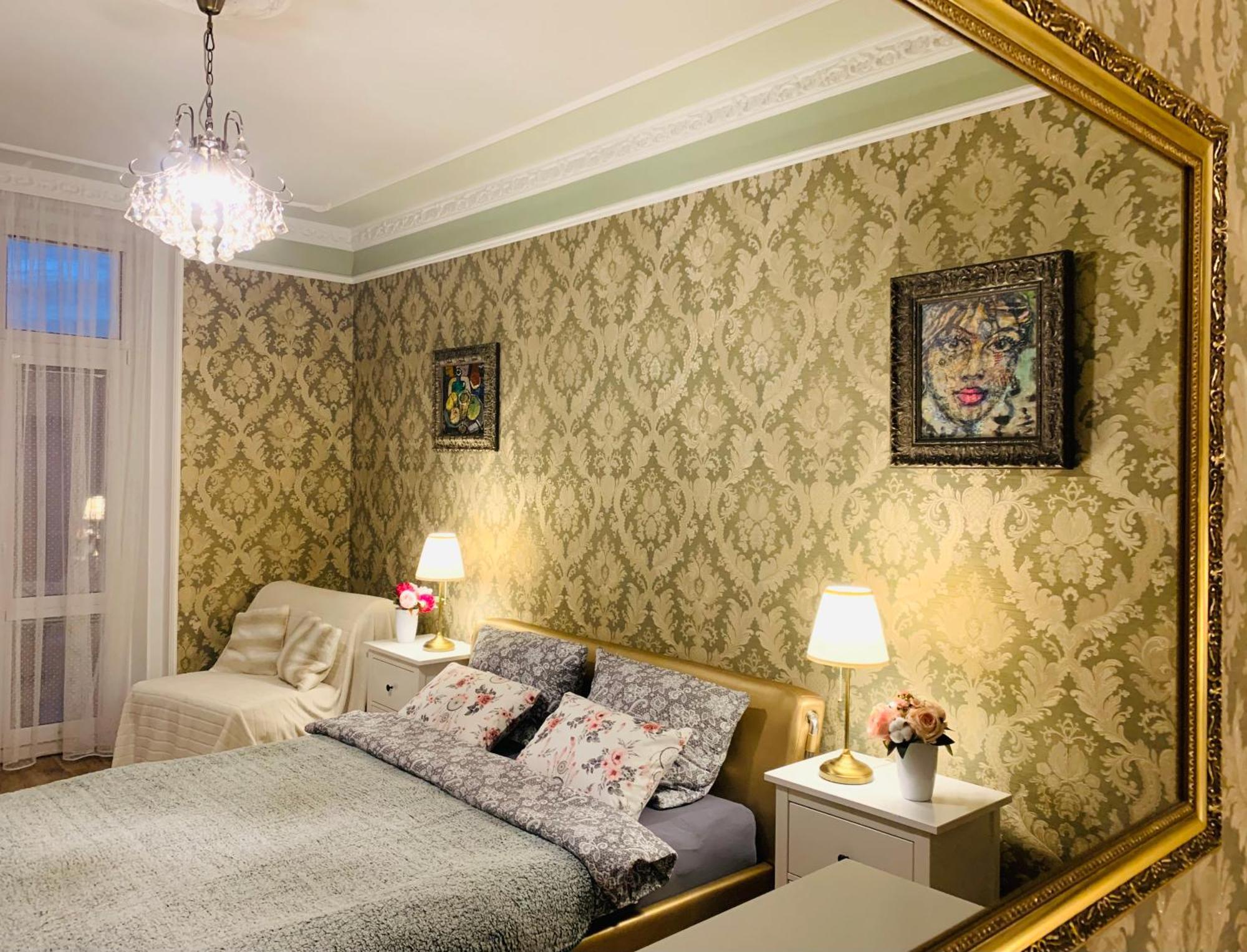 Romanceart Apartments Karlovy Vary Exterior photo
